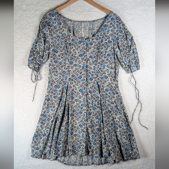 Free People Blue and Cream Floral Mini Dress - Picture 2 of 7